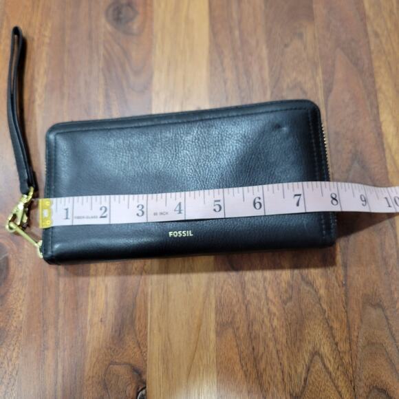 Fossil Zip Wristlet Wallet Leather Card Slots Coin Pouch - Picture 8 of 12